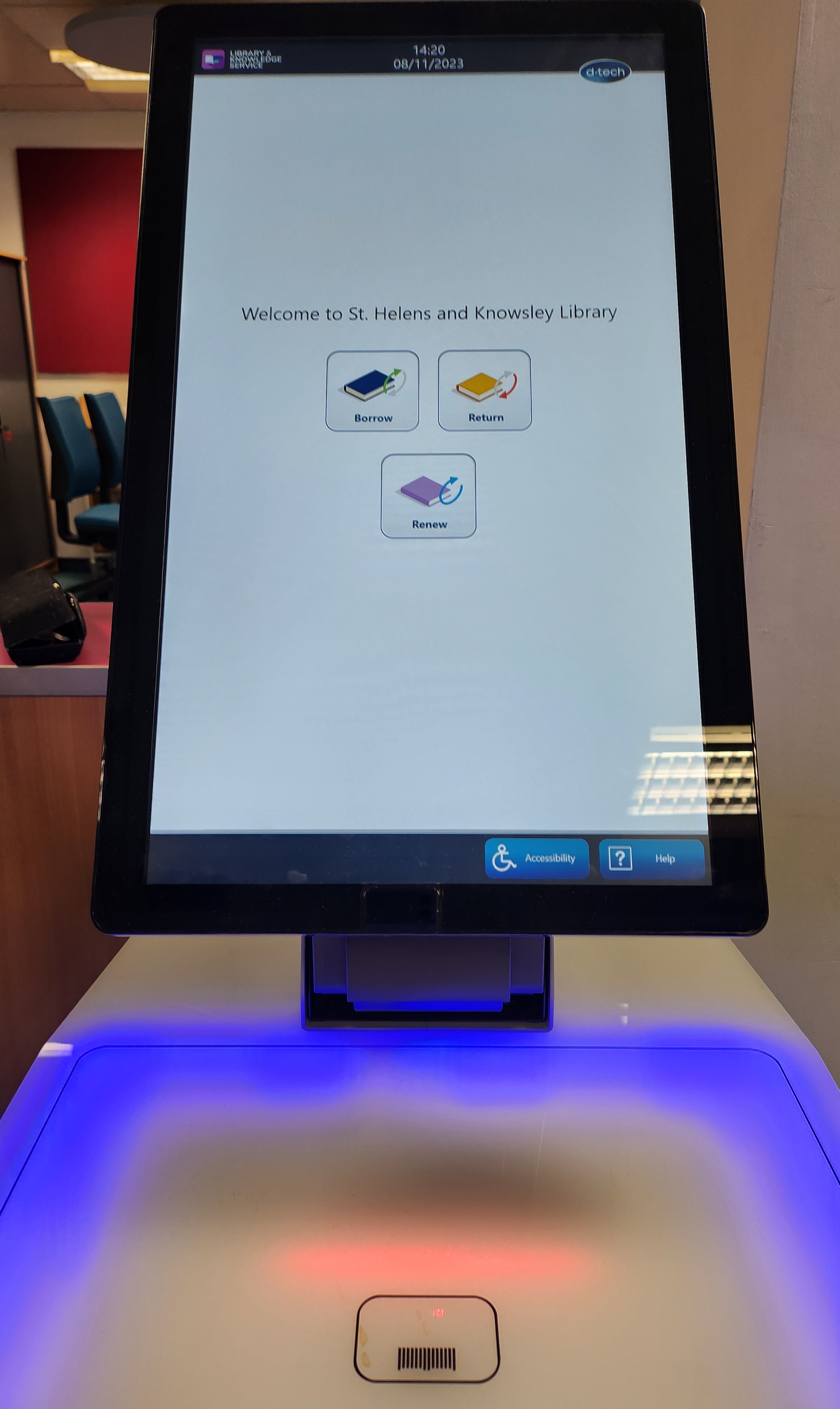 Image of a library self-issue machine 